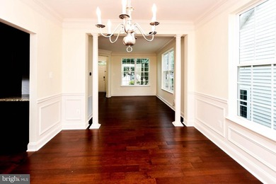 ***BACK on MARKET*** ***UPDATED*** Welcome to this beautiful - photo 26