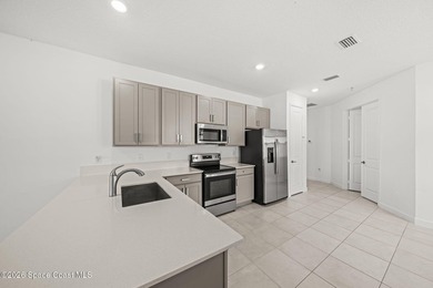 AMAZING price on this villa in the maintenance-free, luxury - photo 5