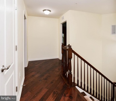***BACK on MARKET*** ***UPDATED*** Welcome to this beautiful - photo 38