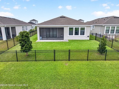 PANGEA PARK LAKEFRONT GEM IN WEST VIERA! Stunning 4-bedroom, 2 - photo 8