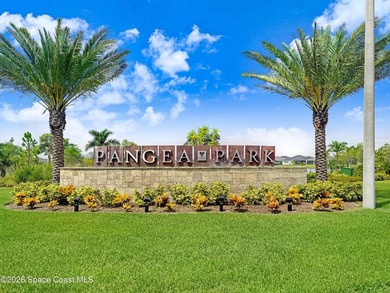 PANGEA PARK LAKEFRONT GEM IN WEST VIERA! Stunning 4-bedroom, 2 - photo 9