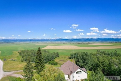 Set beneath the towering Big Hole Mountains, this 292-acre - photo 2