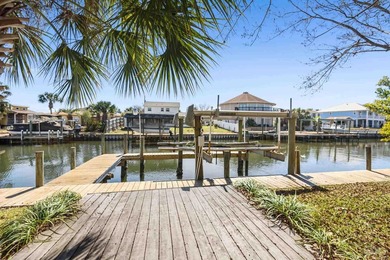 This well-maintained waterfront home offers comfortable living - photo 3