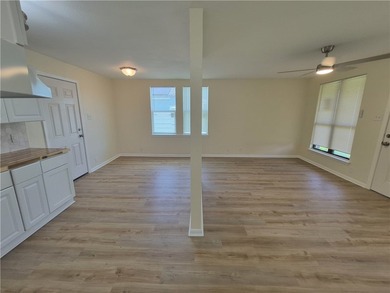 4,007.50$ * down payment with FHA loan* BEAUTIFUL REMODELED - photo 7