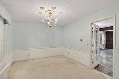 Spacious Cape Cod home with serene golf course views just - photo 8