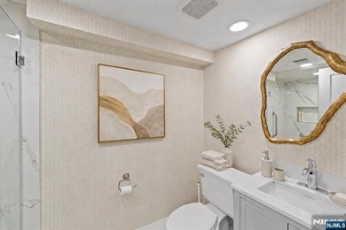 Welcome to 35 Jane Drive, a spectacular contemporary residence - photo 44