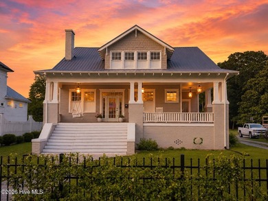 Welcome to one of Windsor's most beloved homes--a stunning 1922 - photo 3