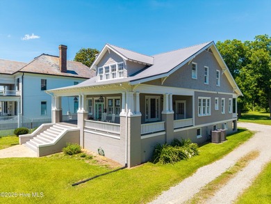 Welcome to one of Windsor's most beloved homes--a stunning 1922 - photo 6