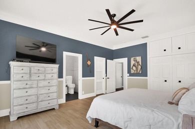 Experience the charm of a Key West-inspired retreat in the heart - photo 24