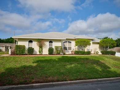 Luxury Living in Gated Lake Mariam Hills - Corner Lot, Custom - photo 3