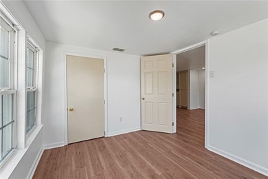 Move in ready home with lots of updates! This 3-bedroom 1 bath - photo 9