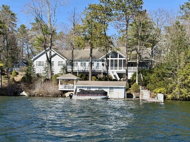 Custom-built Lake Winnipesaukee waterfront home with 275' shore - photo 8