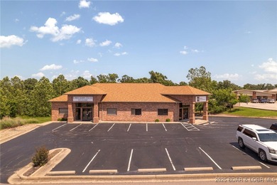 Prime Commercial INVESTMENT OPPORTUNITY. This well-maintained - photo 10