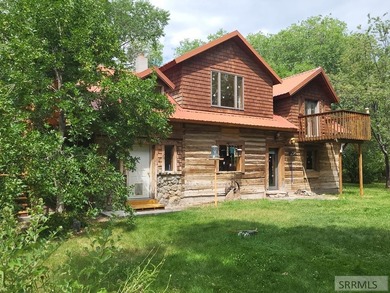 (private lake, pond, creek) Home For Sale in Moore Idaho