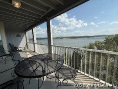 Lake Condo For Sale in Lake Ozark, Missouri