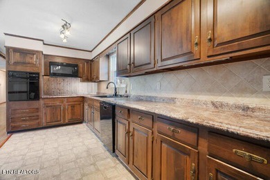 Motivated Sellers! This one has it all! Offering a rarely found - photo 13
