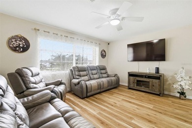 Welcome to this 4-bedroom, 2-bath, solar-powered, pool home - photo 15