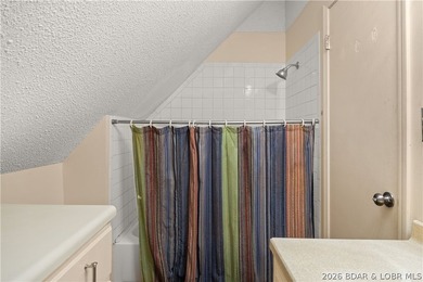Have you always dreamed of owning a lakefront home? Seize this - photo 25