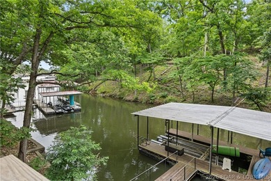 Have you always dreamed of owning a lakefront home? Seize this - photo 30