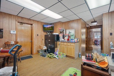 Motivated Sellers! This one has it all! Offering a rarely found - photo 38