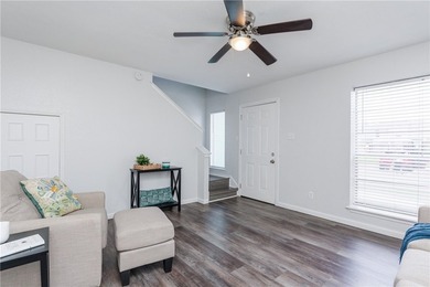 Fresh and move-in ready, this southside condo might be the right - photo 5