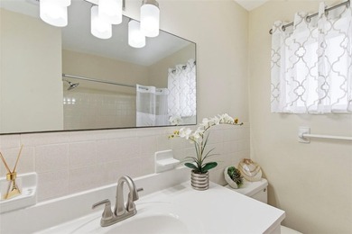 Welcome to this 4-bedroom, 2-bath, solar-powered, pool home - photo 45