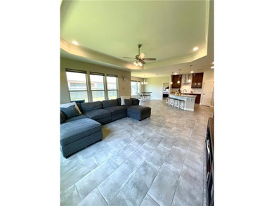 This Exquisite 4 Bed 3 full bath OPEN FLOOR PLAN is perfect to - photo 5