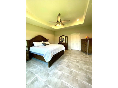 This Exquisite 4 Bed 3 full bath OPEN FLOOR PLAN is perfect to - photo 9