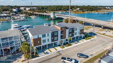 Experience modern waterfront luxury with some of the most - photo 11