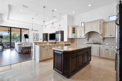 Discover true luxury in this stunning Arthur Rutenberg Estate - photo 11