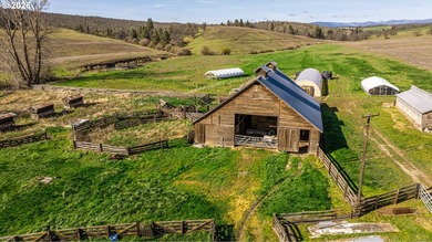 A once-in-a-generation opportunity to acquire one of Oregon's - photo 13