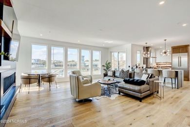 Experience modern waterfront luxury with some of the most - photo 17