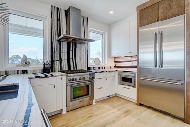 Experience modern waterfront luxury with some of the most - photo 21
