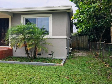 Charming 2-bedroom, 2 bath single family home in a desirable - photo 22