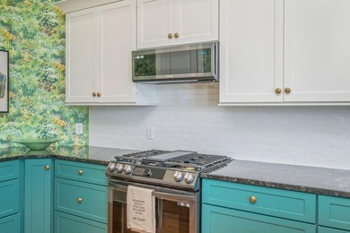 This pristine coastal retreat in Driftwood Estates is placed on - photo 28