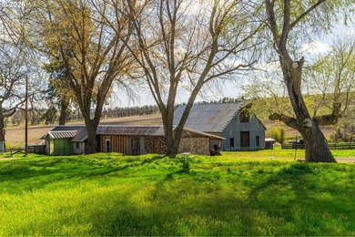 A once-in-a-generation opportunity to acquire one of Oregon's - photo 36
