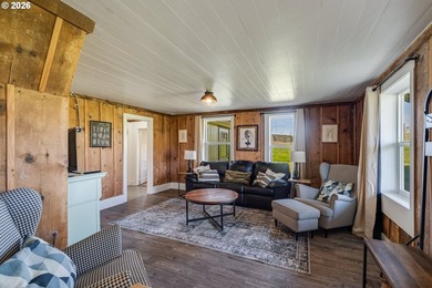 A once-in-a-generation opportunity to acquire one of Oregon's - photo 38