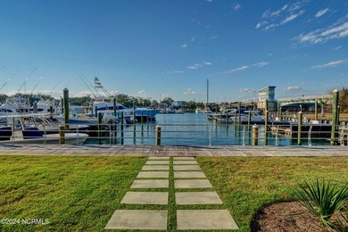 Experience modern waterfront luxury with some of the most - photo 46