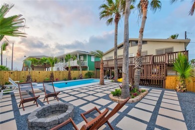 This income producing, Port Aransas home is a bright, airy - photo 2