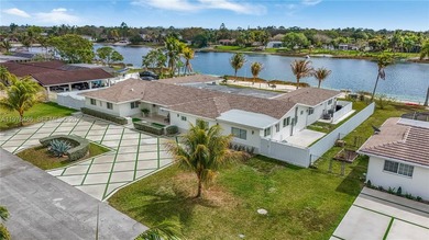 (private lake, pond, coastal) Home For Sale in Miami Florida