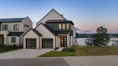 Welcome to 144 Riverfront Lane in Kingsland, where luxury lake - photo 2