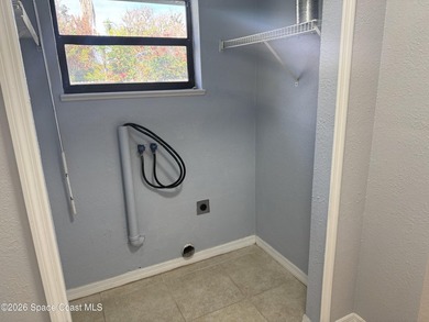 Great Location!!! Close to schools, park and the ocean. The - photo 4