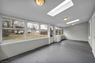 Welcome to this beautifully updated 3-bedroom, 2-bathroom home - photo 7
