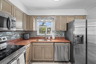 Mint condition home with IMPACT WINDOWS AND DOORS and METAL ROOF - photo 12