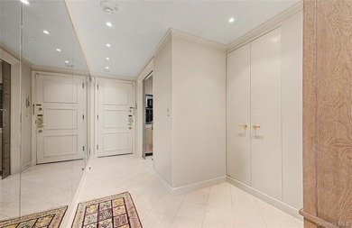 Residence 1607 at 160 Central Park South presents a rare - photo 15