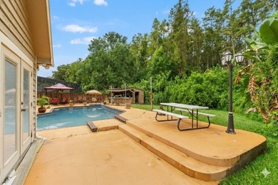 Back on the market! Updated and ready! Welcome to your private - photo 5
