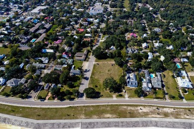Prime 2.6-acre lot with 216 feet of sandy beach frontage - photo 7