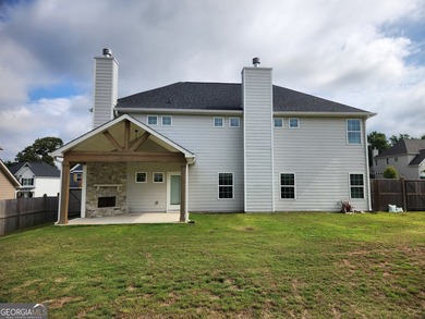 Prime corner-lot location in Kathleen! Offering thoughtfully - photo 2
