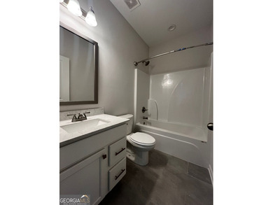Prime corner-lot location in Kathleen! Offering thoughtfully - photo 10