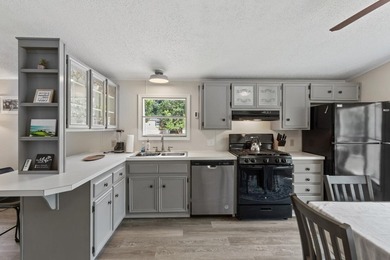 Lake Arrowhead Lake Access Manufactured Home. Fully furnished - photo 13